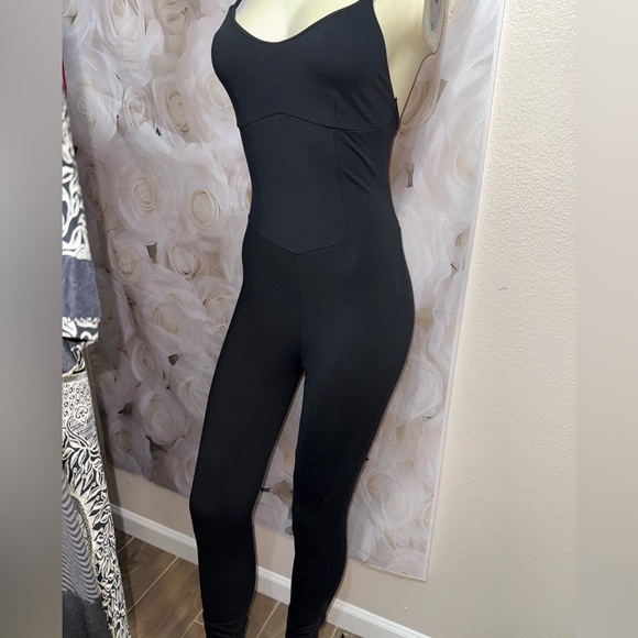 Black mesh side and back cutout jumpsuit /Romper Yoga lounge size Small - Picture 6 of 12